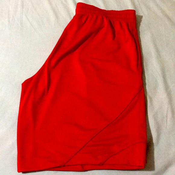 3/$98 Men’s Basketball XL/XXL shorts - Picture 3 of 6